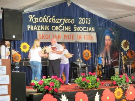 KNOBLEHARJEVO 2013 - ŠKOCJAN POJE IN IGRA 105